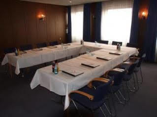 Hotel Alte Post Lehrte Esterno foto